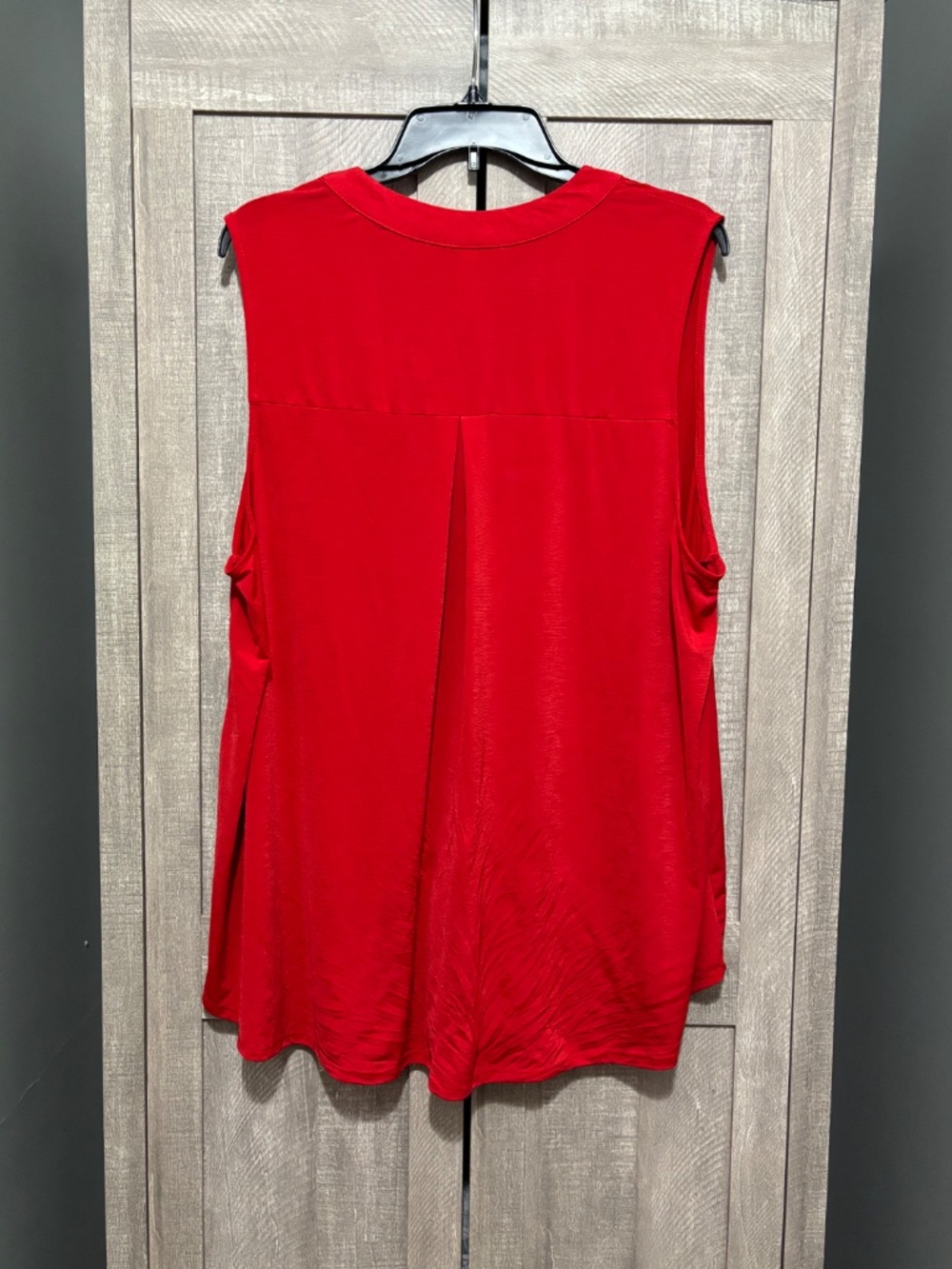 Dear Scarlett Red Sleeveless Lizzy Tank 2X - Picture 4 of 6